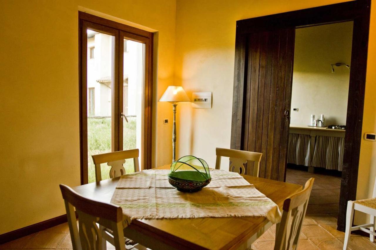Mangone  Agriturismo Borgo Serafino מראה חיצוני תמונה