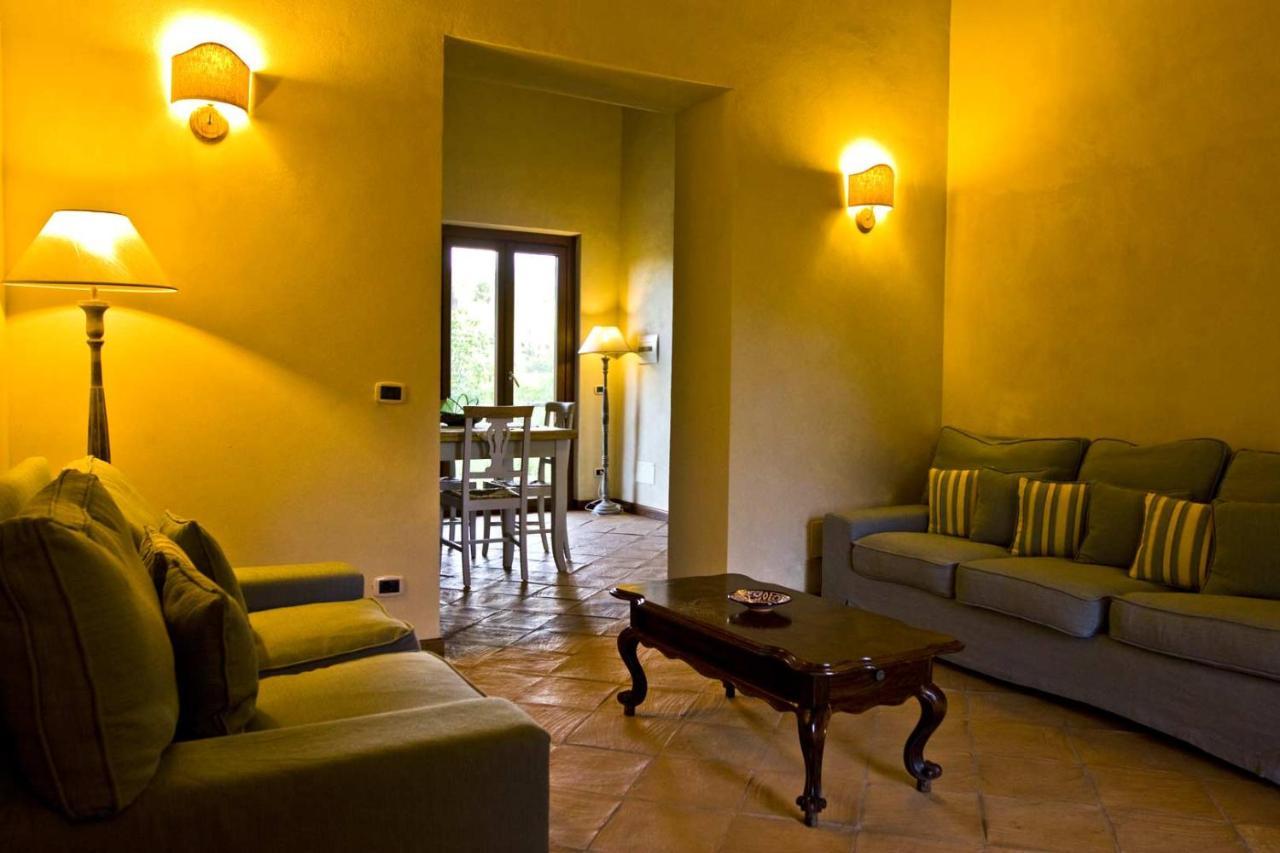 Mangone  Agriturismo Borgo Serafino מראה חיצוני תמונה